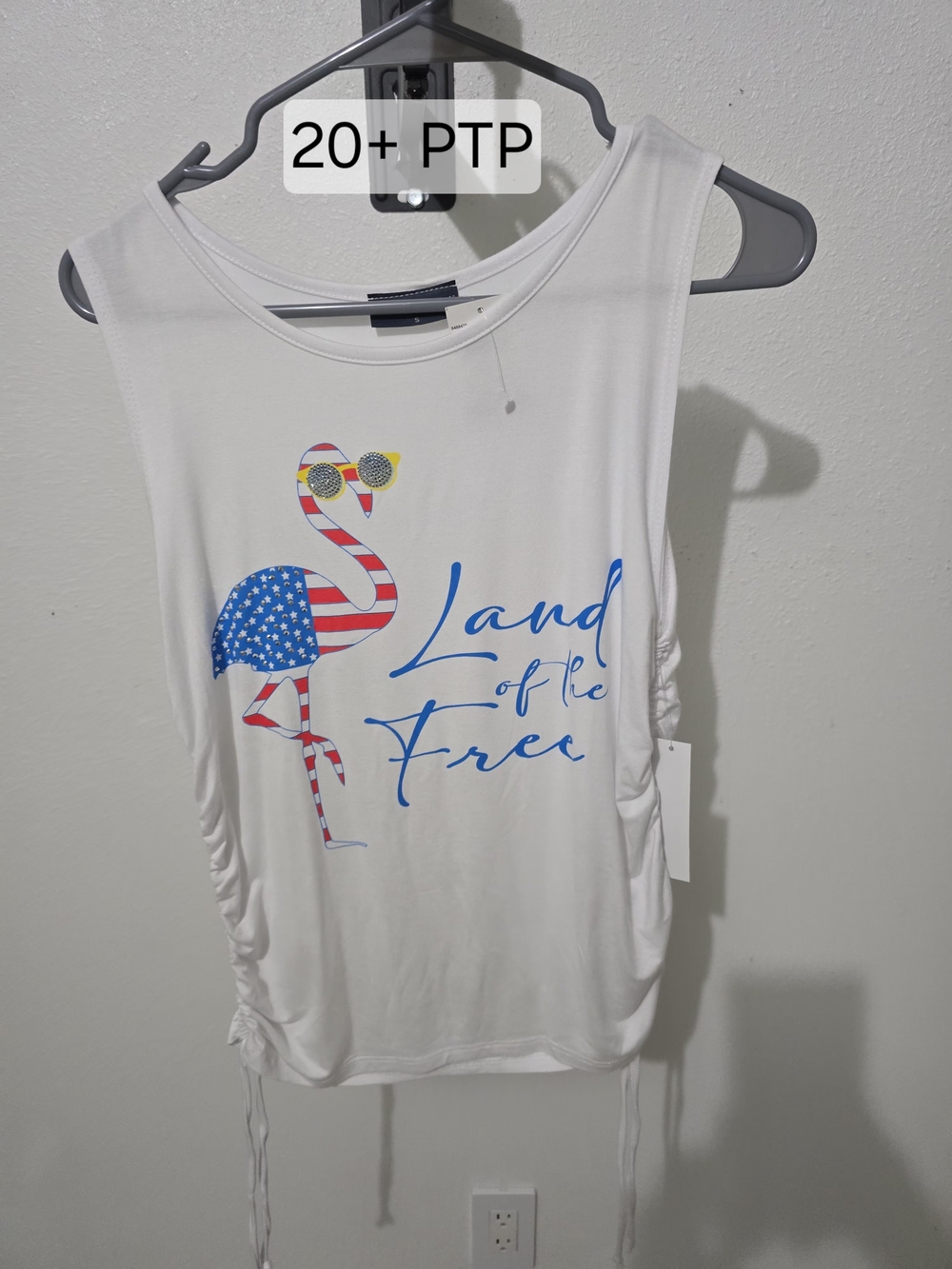 NWT Flamingo Patriotic Top With Rhinestones Size S PTP 20 Plus Stretch.